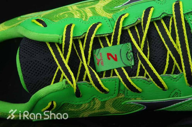 开箱 | 清风化羽，Mizuno Wave Hitogami 2开箱评测