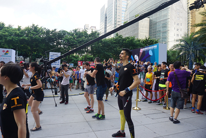 挑战自我 一场无关天气的马拉松——记第一次垂直马拉松