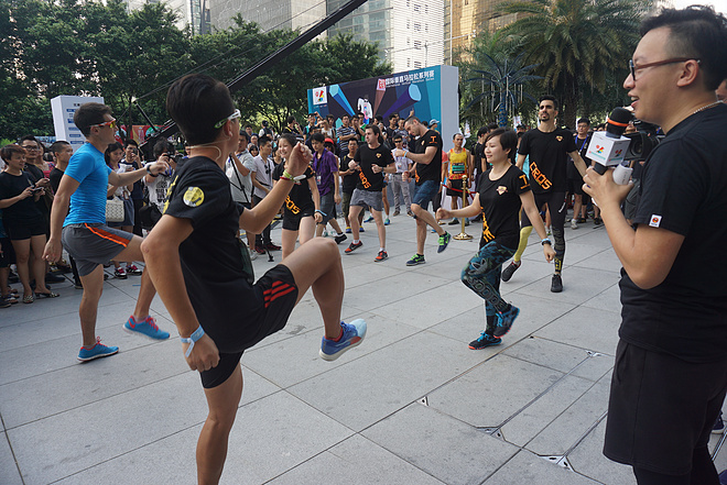 挑战自我 一场无关天气的马拉松——记第一次垂直马拉松