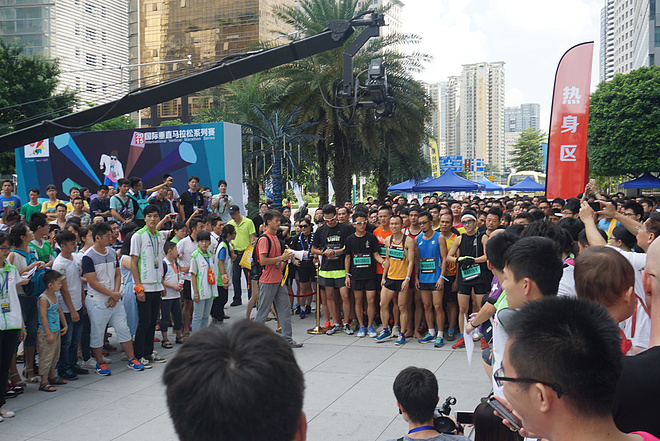 挑战自我 一场无关天气的马拉松——记第一次垂直马拉松