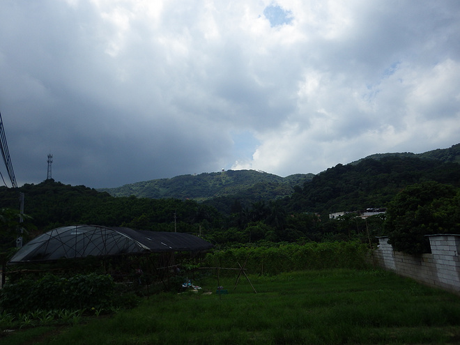 高山低谷 我的脚就是我的路——初探龙洞挑战赛路线