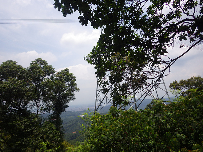 高山低谷 我的脚就是我的路——初探龙洞挑战赛路线