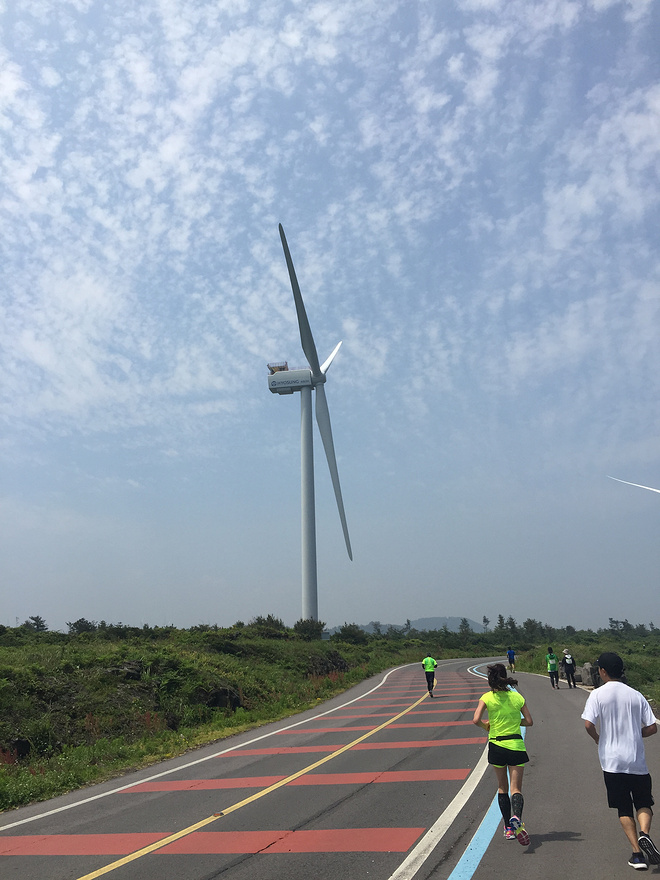 生活不只有眼前的苟且，还有吃和远方——济州岛马拉松城记