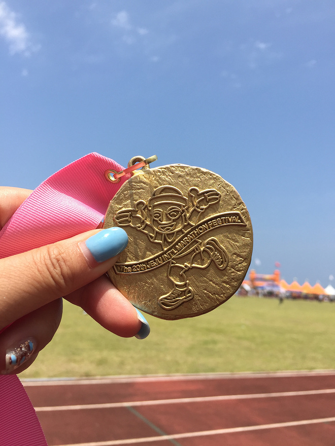 生活不只有眼前的苟且，还有吃和远方——济州岛马拉松城记