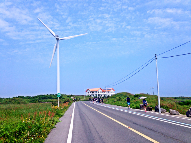 生活不只有眼前的苟且，还有吃和远方——济州岛马拉松城记