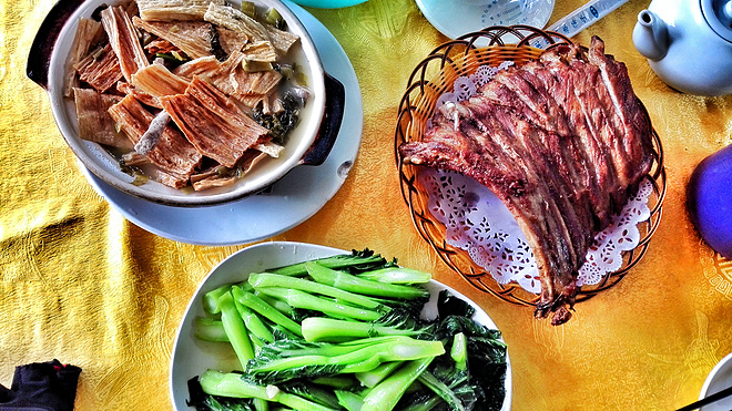 高山低谷 我的脚就是我的路——初探龙洞挑战赛路线