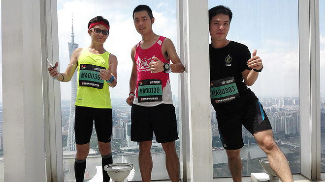 挑战自我 一场无关天气的马拉松——记第一次垂直马拉松