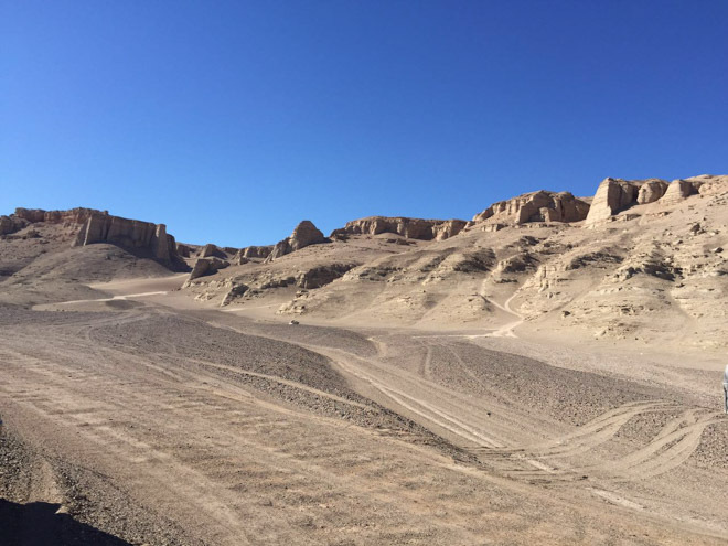 戈壁长征-我与戈壁的六个日日夜夜