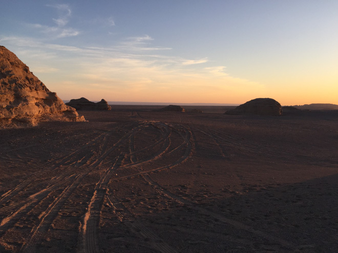 戈壁长征-我与戈壁的六个日日夜夜