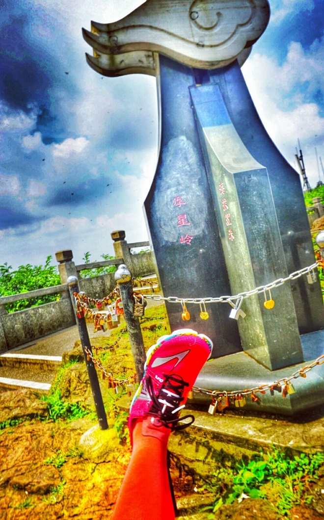 媚入骨髓 赛场上的娇粉甜心——BROOKS PURE CADENCE 4测评