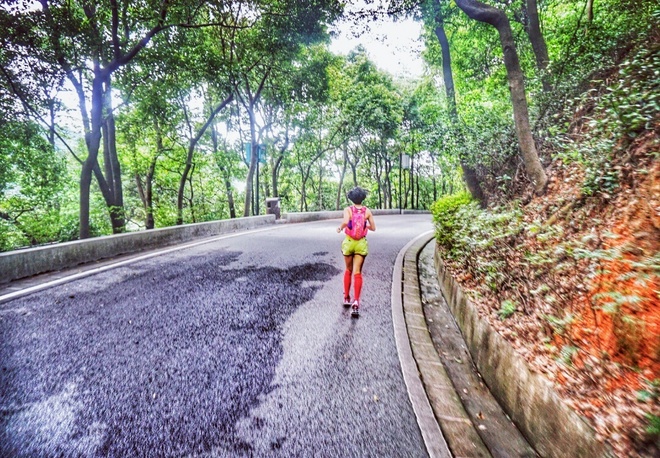 媚入骨髓 赛场上的娇粉甜心——BROOKS PURE CADENCE 4测评