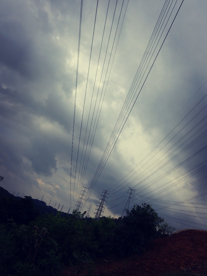 高山低谷 我的脚就是我的路——初探龙洞挑战赛路线