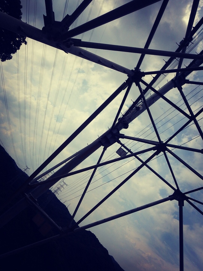 高山低谷 我的脚就是我的路——初探龙洞挑战赛路线