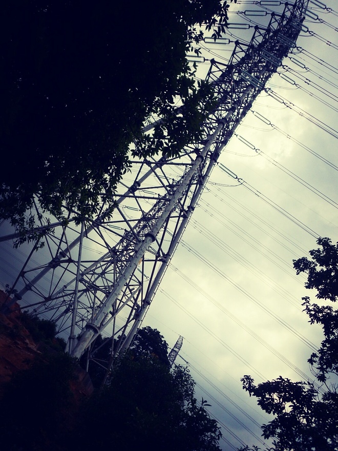 高山低谷 我的脚就是我的路——初探龙洞挑战赛路线