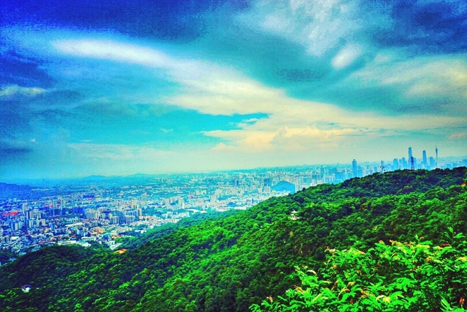 挑战自我 一场无关天气的马拉松——记第一次垂直马拉松