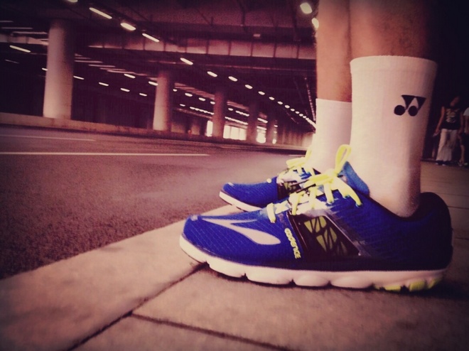 媚入骨髓 赛场上的娇粉甜心——BROOKS PURE CADENCE 4测评