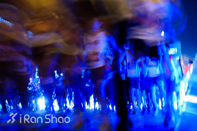 马拉松城纪 | 新加坡sundown日落马拉松：世界进入黑暗，我们开始狂欢