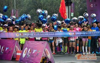 跑在画中追兔女 ——无锡环太湖国际马拉松有感