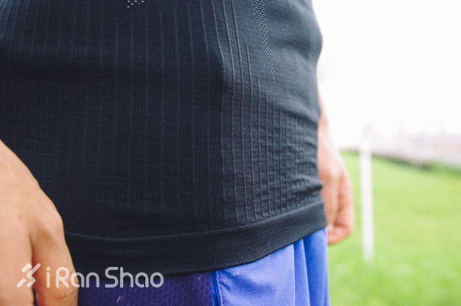 评测 | LP SUPPORT EmbioZ：想穿你还需要八块腹肌