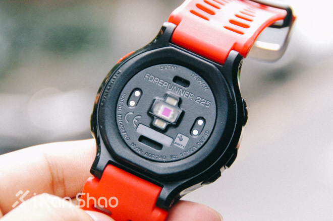 评测 | 用光敲开新世界，Garmin Forerunner 225 深度体验