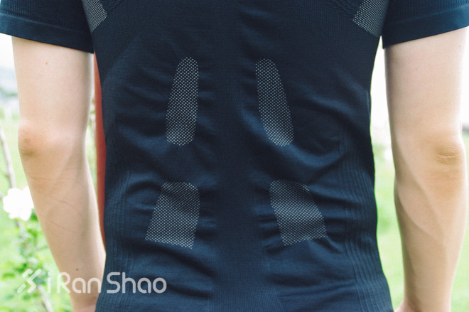 评测 | LP SUPPORT EmbioZ：想穿你还需要八块腹肌