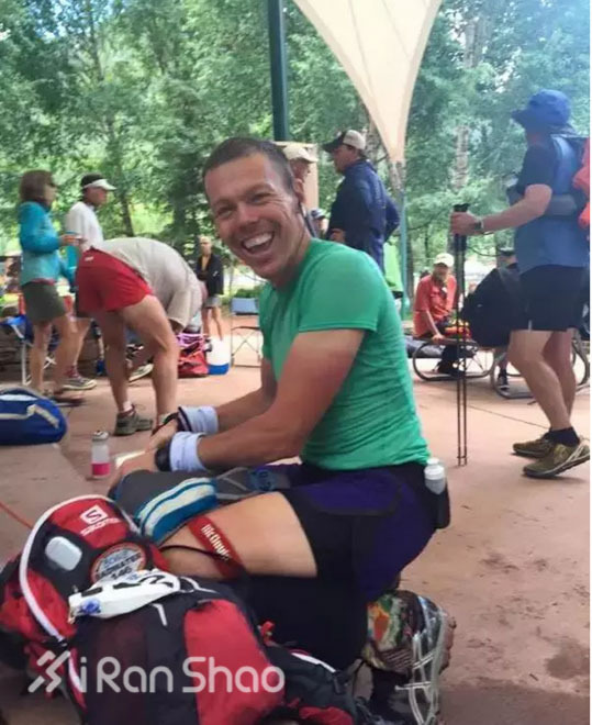 人物 | 最后一个亲吻硬石的人