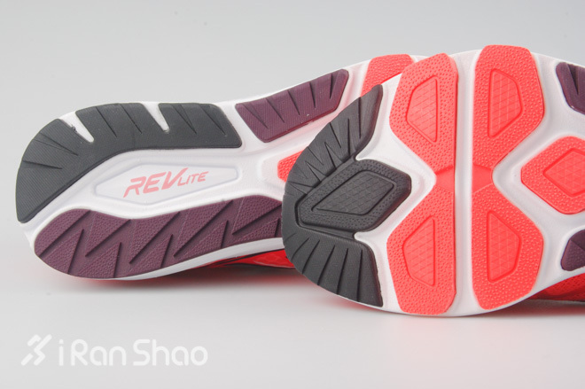 开箱 | Newbalance Vazee Pace：你好，我是速度。