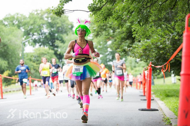 马拉松城纪 | 这是一个彩色的世界