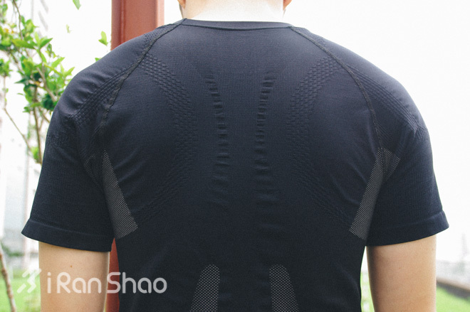 评测 | LP SUPPORT EmbioZ：想穿你还需要八块腹肌