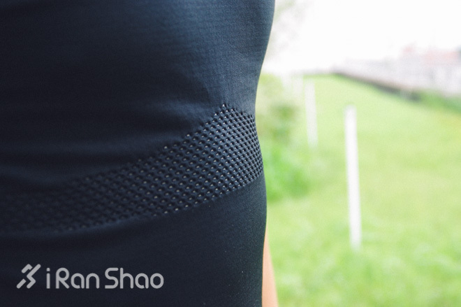 评测 | LP SUPPORT EmbioZ：想穿你还需要八块腹肌