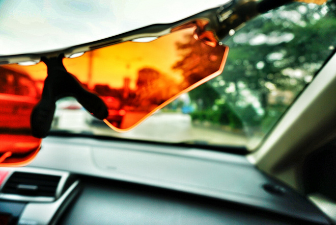 紫迷心窍  回馈双眼一场科幻盛宴——OAKLEY Radar EV 深度测评