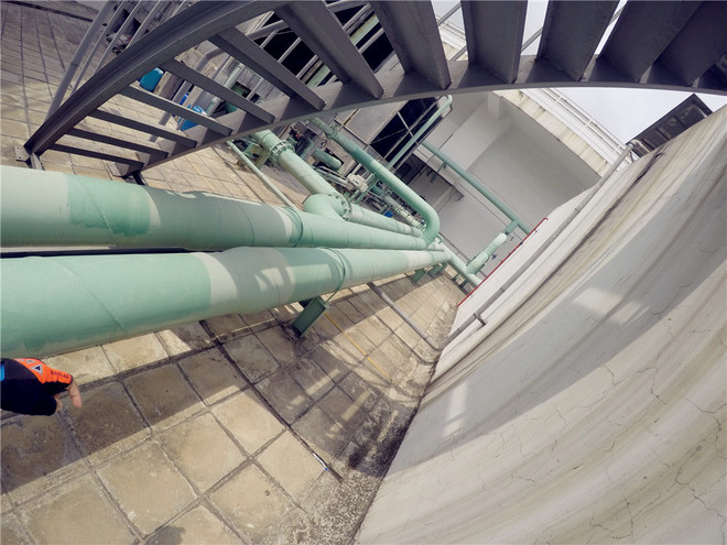 追追赶赶 在高处凝望世界流动——记第二场垂直马拉松