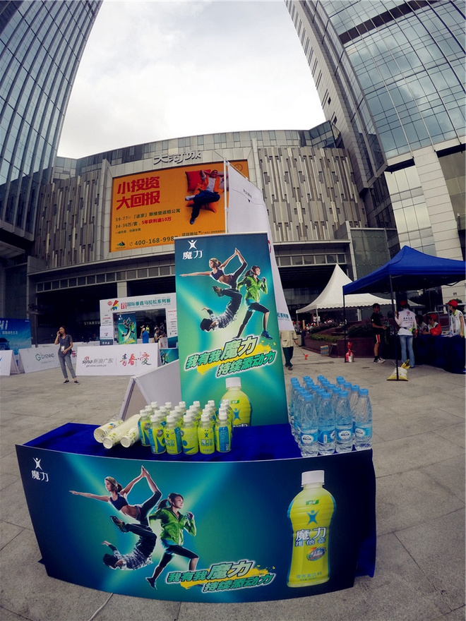 追追赶赶 在高处凝望世界流动——记第二场垂直马拉松