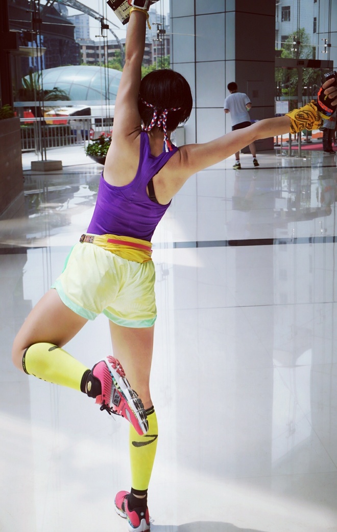 追追赶赶 在高处凝望世界流动——记第二场垂直马拉松