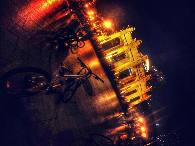 紫迷心窍  回馈双眼一场科幻盛宴——OAKLEY Radar EV 深度测评