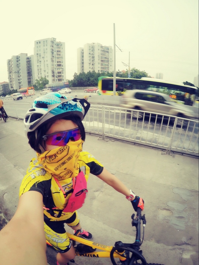 紫迷心窍  回馈双眼一场科幻盛宴——OAKLEY Radar EV 深度测评