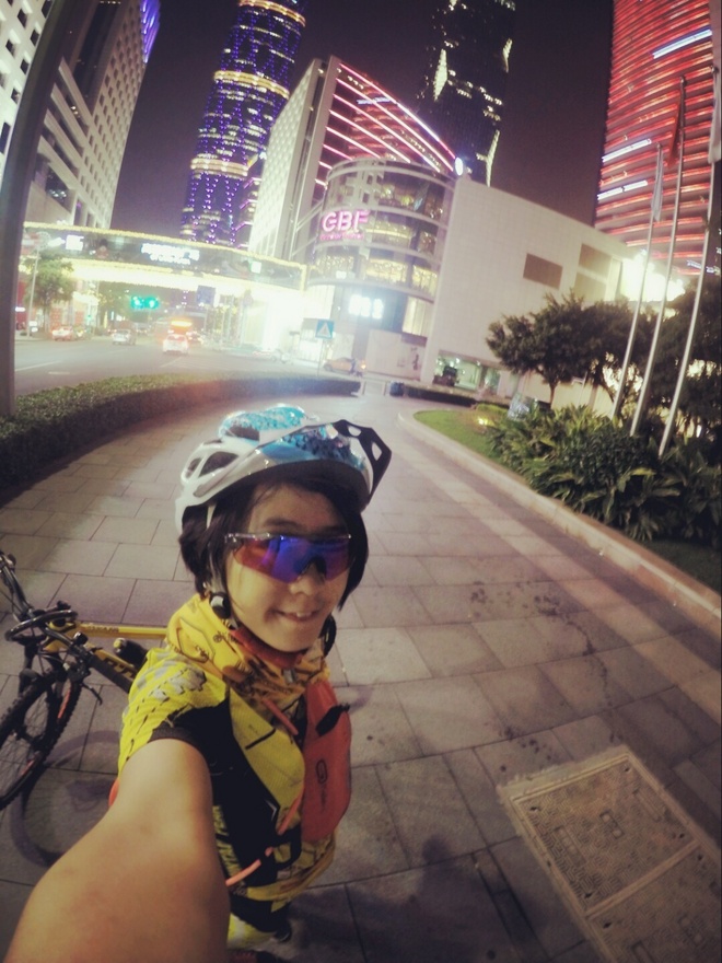 紫迷心窍  回馈双眼一场科幻盛宴——OAKLEY Radar EV 深度测评