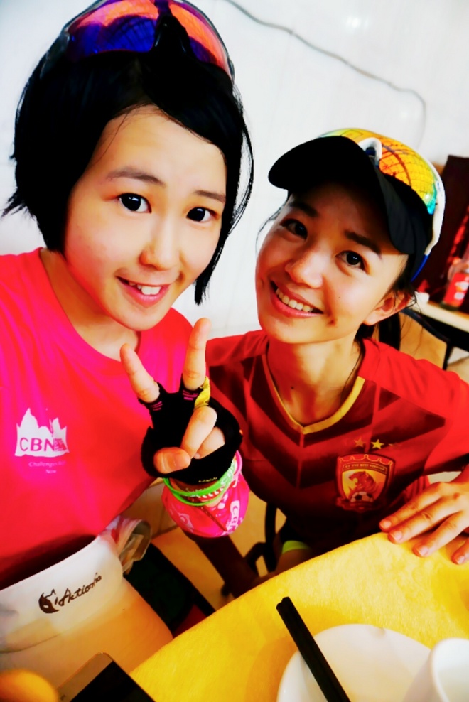 紫迷心窍  回馈双眼一场科幻盛宴——OAKLEY Radar EV 深度测评