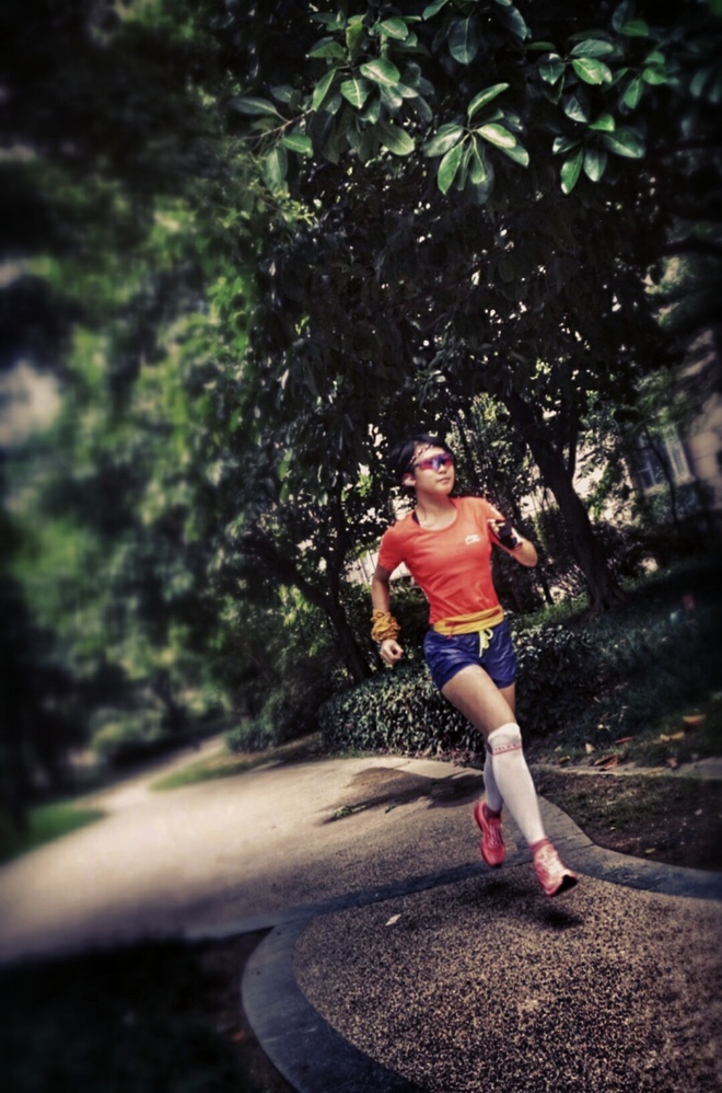 紫迷心窍  回馈双眼一场科幻盛宴——OAKLEY Radar EV 深度测评