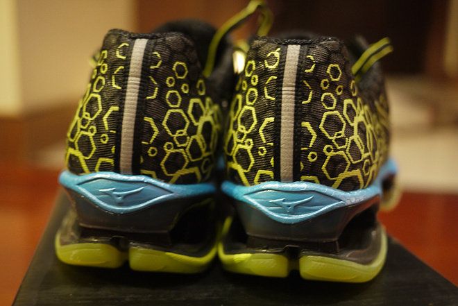 爱跑步的胖友福音——Mizuno Wave Prophecy 3评测