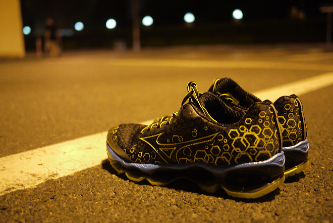 爱跑步的胖友福音——Mizuno Wave Prophecy 3评测