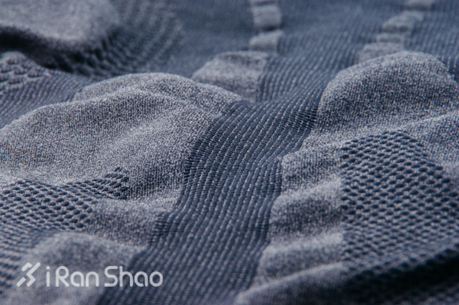 评测 | LP SUPPORT EmbioZ：想穿你还需要八块腹肌