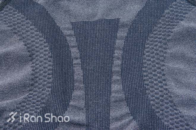 评测 | LP SUPPORT EmbioZ：想穿你还需要八块腹肌