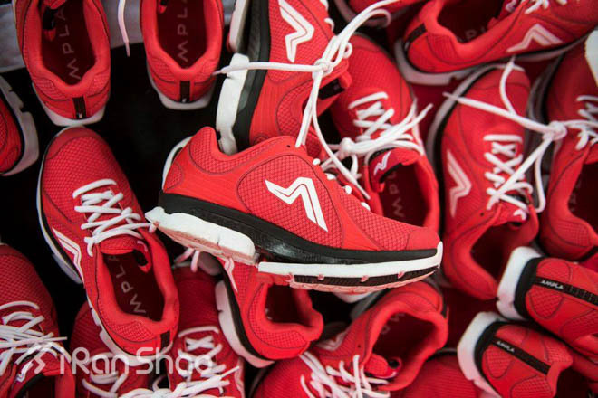 2015年最值得关注十大路跑鞋