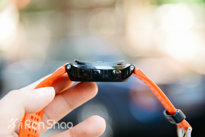 评测 | 最强心率？Garmin FR 225 VS TomTom MS CARDIO