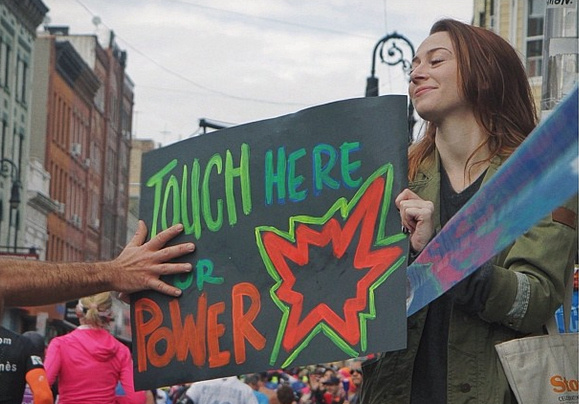 我的美国跑步日记（12）马拉松加油口号原来也可以这样？