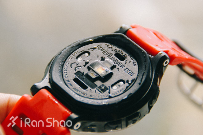 评测 | 用光敲开新世界，Garmin Forerunner 225 深度体验