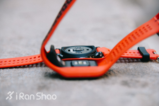 评测 | 最强心率？Garmin FR 225 VS TomTom MS CARDIO