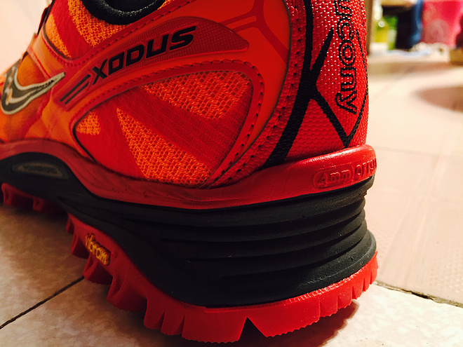 疯狂的劳斯莱斯——Saucony Xodus5.0 开箱测评