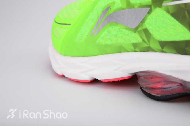 评测 | 李宁环弓二代：减震之外还有什么？